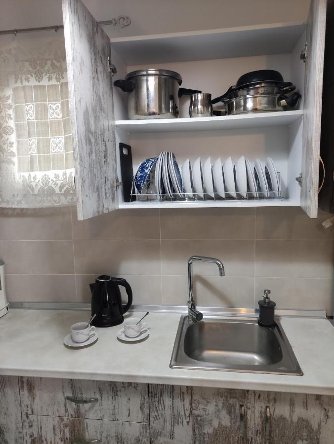A&B Apartment Neoi Epivatai Bagian luar foto